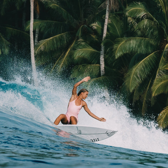 Elle Surf Suit Blush, surf wear and lifestyle
