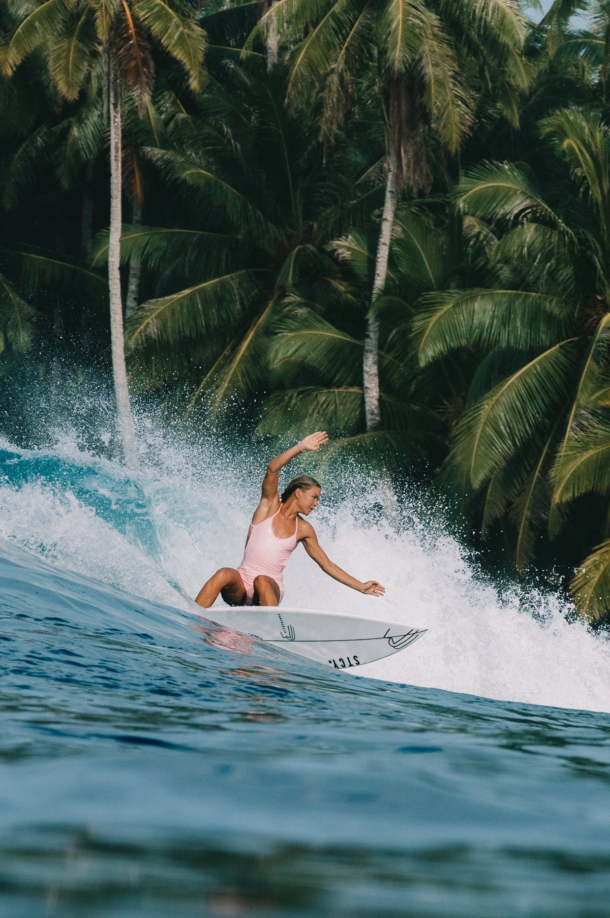 Elle Surf Suit Blush, surf wear and lifestyle